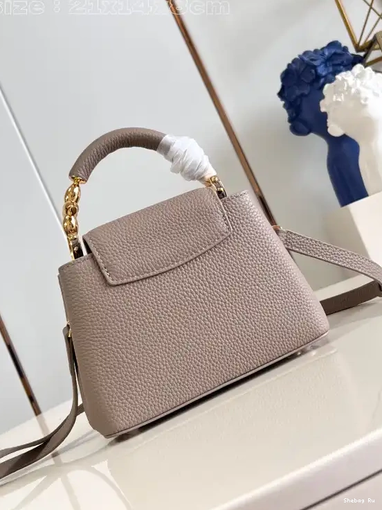 LOUIS VUITTON CAPUCINES MINI-21*14*8CM 0610